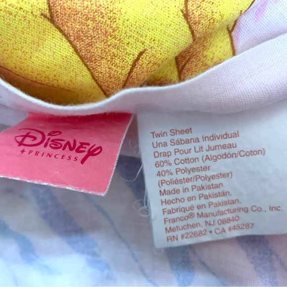Vintage Disney princesses dear diary twin sheet set,
flat sheet and fitted sheet - Picture 8 of 15